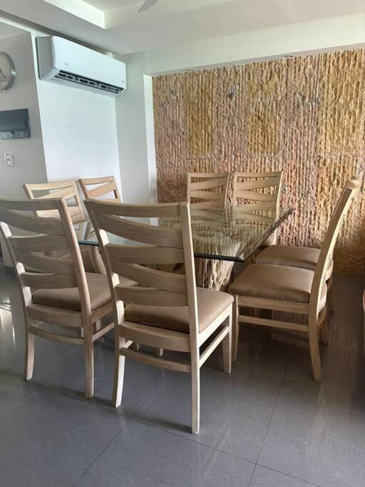 Amazing Beachfront Apartment Cancún Exterior foto